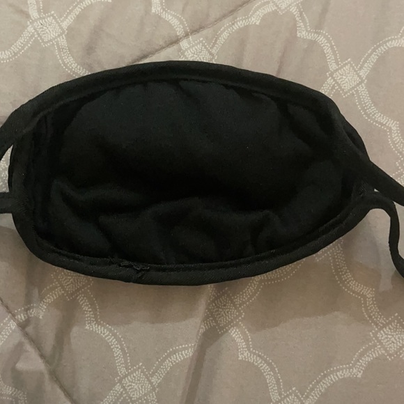 ๐ฅฐ 4/$25- NWOT - 2019 Sorry Mask - Picture 4 of 6